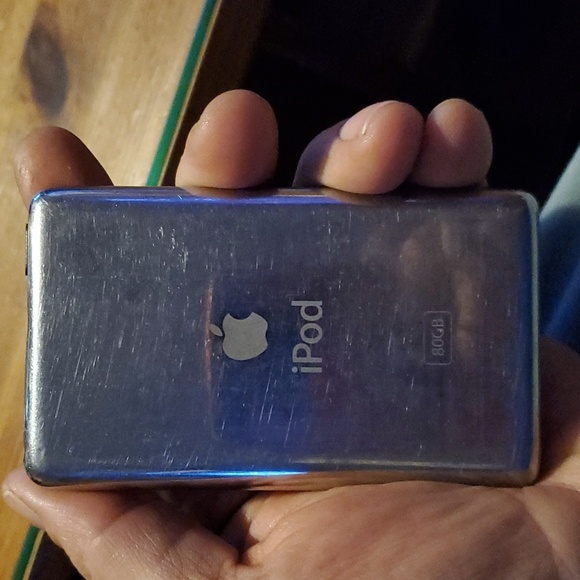 Original I pod - Picture 2 of 2